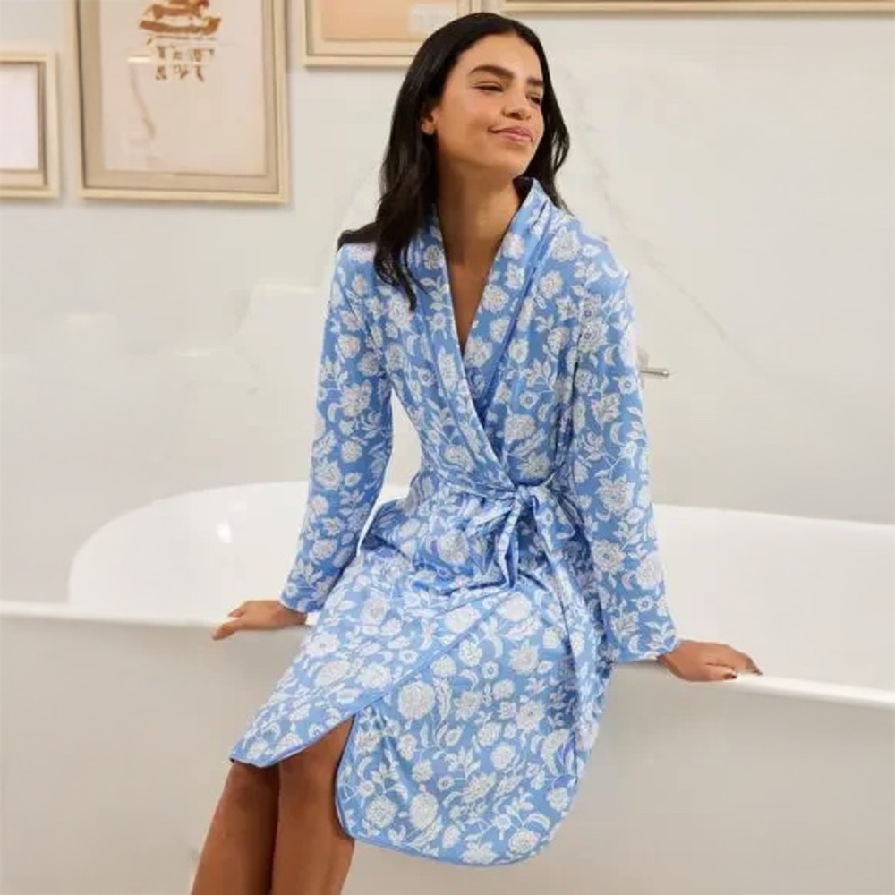 NWOT Lake Pajama's Robe - Pima Robe in Baltic Bouquet - Large